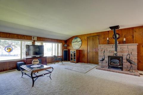62225 Byram Ct, Bend, OR 97701 photo 3