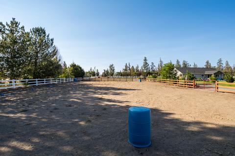 67140 Harrington Loop Rd, Bend, OR 97703 photo 26