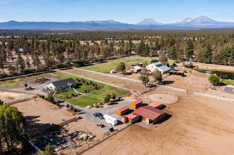 67140 Harrington Loop Rd, Bend, OR 97703 photo 37