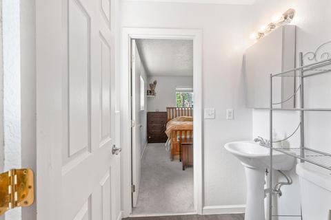 710 E Park St, Grants Pass, OR 97527 photo 15
