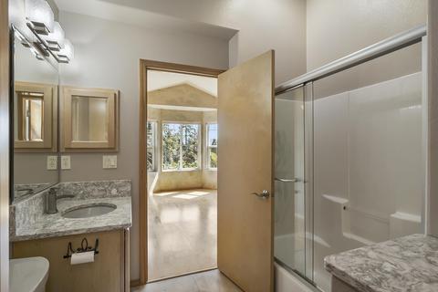 2238 NW 5th St, Bend, OR 97703 photo 41