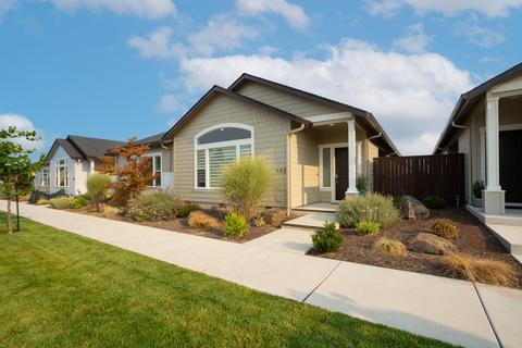 442 Cheney Loop Loop, Central Point, OR 97502 photo 1