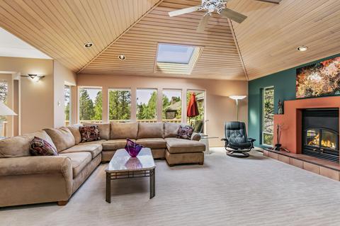 18195 Oregon Loop, Sunriver, OR 97707 photo 5
