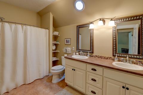 67289 Trout Ln, Bend, OR 97703 photo 29