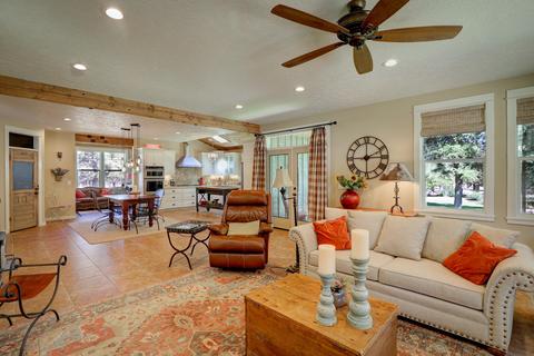67289 Trout Ln, Bend, OR 97703 photo 18