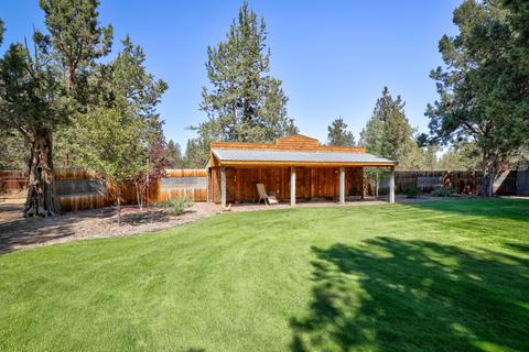 67289 Trout Ln, Bend, OR 97703 photo 43