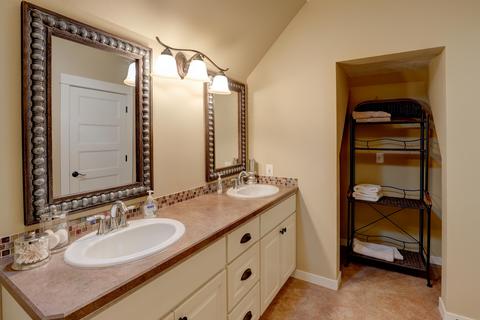 67289 Trout Ln, Bend, OR 97703 photo 30