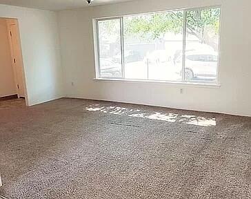 671 Andrea Way, Eagle Point, OR 97524 photo 3