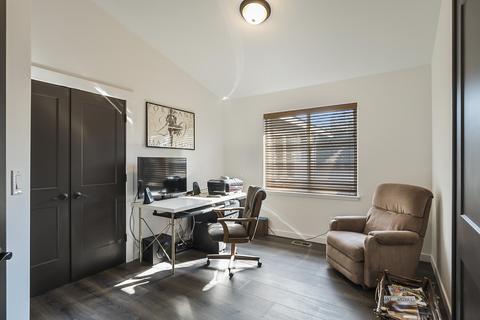 56039 Marsh Hawk Rd, Bend, OR 97707 photo 6