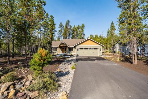 56039 Marsh Hawk Rd, Bend, OR 97707 photo 2