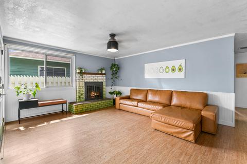 835 NE 12th St, Bend, OR 97701 photo 4