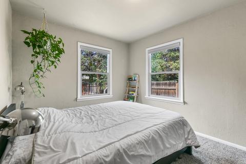 835 NE 12th St, Bend, OR 97701 photo 11