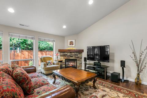 1202 SW Mcclellan Ln, Bend, OR 97702 photo 15