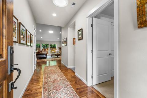 1202 SW Mcclellan Ln, Bend, OR 97702 photo 5