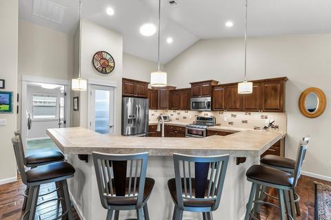 1202 SW Mcclellan Ln, Bend, OR 97702 photo 19