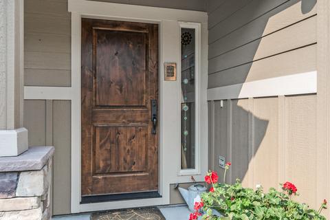 1202 SW Mcclellan Ln, Bend, OR 97702 photo 4