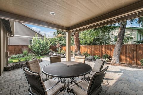 1202 SW Mcclellan Ln, Bend, OR 97702 photo 29