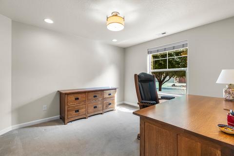 1202 SW Mcclellan Ln, Bend, OR 97702 photo 6
