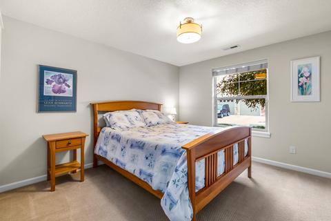 1202 SW Mcclellan Ln, Bend, OR 97702 photo 8