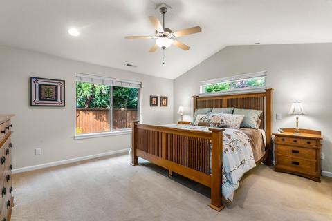 1202 SW Mcclellan Ln, Bend, OR 97702 photo 26