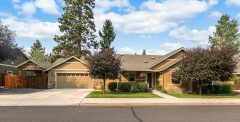 1202 SW Mcclellan Ln, Bend, OR 97702 photo 1