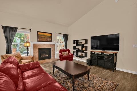 19512 Fishhawk Loop, Bend, OR 97702 photo 8