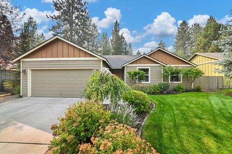 19512 Fishhawk Loop, Bend, OR 97702 photo 3