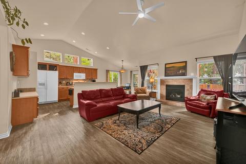 19512 Fishhawk Loop, Bend, OR 97702 photo 11
