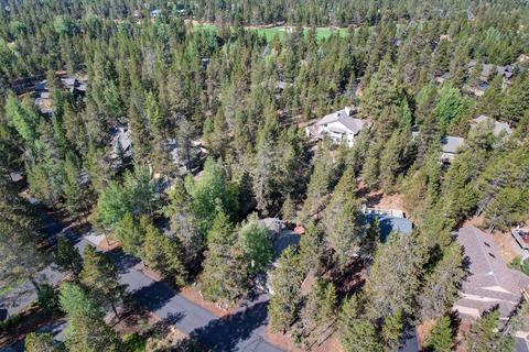 57649 Red Cedar Ln, Sunriver, OR 97707 photo 47
