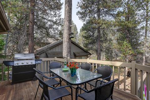 57649 Red Cedar Ln, Sunriver, OR 97707 photo 8