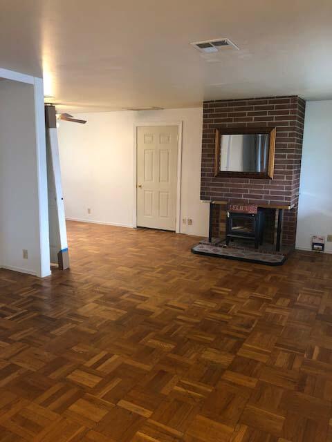 10550 Wright Ave, Klamath Falls, OR 97603 photo 3