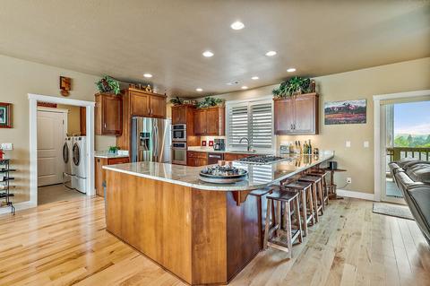 227 Sandpines Dr, Eagle Point, OR 97524 photo 12
