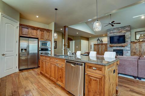 20146 Stonegate Dr, Bend, OR 97702 photo 12