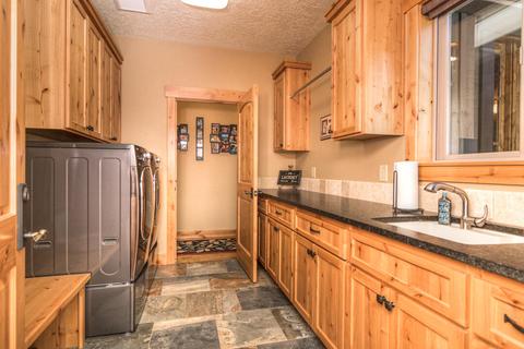 56191 Sable Rock Loop, Bend, OR 97707 photo 30