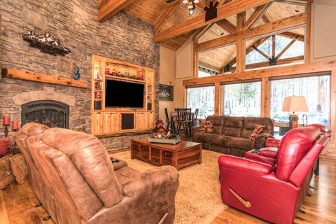56191 Sable Rock Loop, Bend, OR 97707 photo 2