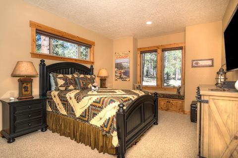 56191 Sable Rock Loop, Bend, OR 97707 photo 26