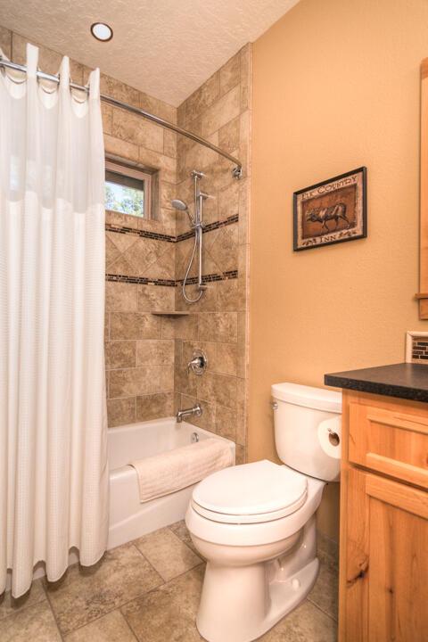 56191 Sable Rock Loop, Bend, OR 97707 photo 25