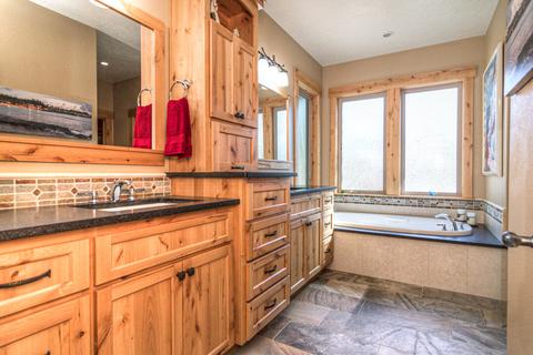 56191 Sable Rock Loop, Bend, OR 97707 photo 44