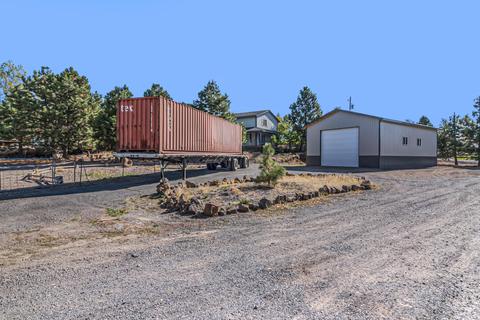 19528 Apache Rd, Bend, OR 97702 photo 4