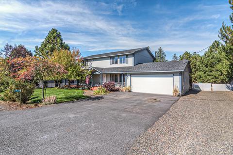 19528 Apache Rd, Bend, OR 97702 photo 1