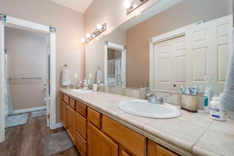 21385 Oakview Dr, Bend, OR 97701 photo 9