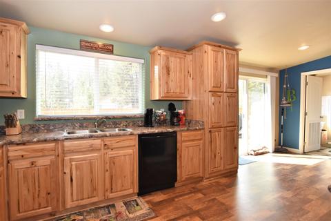 7706 Howard Rd, La Pine, OR 97739 photo 12