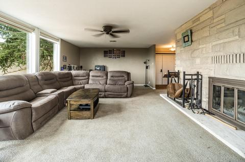 820 Mesa Dr, Eagle Point, OR 97524 photo 5
