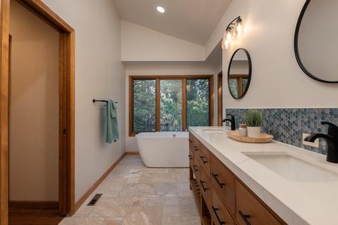 60646 Teton Ct, Bend, OR 97702 photo 22
