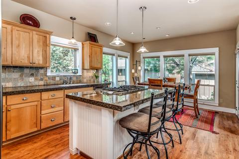61358 Big Eddy Cir, Bend, OR 97702 photo 7