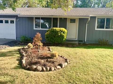 533 Laurel St, Eagle Point, OR 97524 photo 3