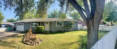 533 Laurel St, Eagle Point, OR 97524 photo 2