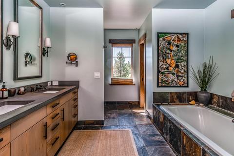 23097 Watercourse Way, Bend, OR 97701 photo 31