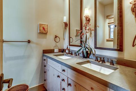 23097 Watercourse Way, Bend, OR 97701 photo 49