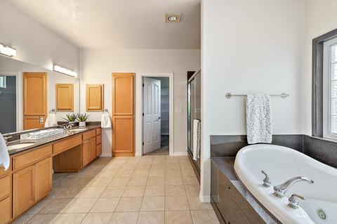 975 Greenway Ct, Eagle Point, OR 97524 photo 24